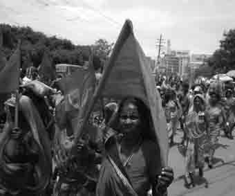 Women at AIKM Kisan march 